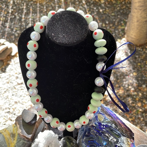 Retro Style 50’s Pin-Up Vibe Handmade Necklace w Upcycled Beads & Ribbon - Picture 2 of 6